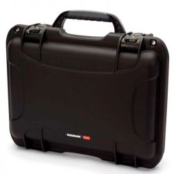 Nanuk 923 (Black) with Laptop Kit and Strap